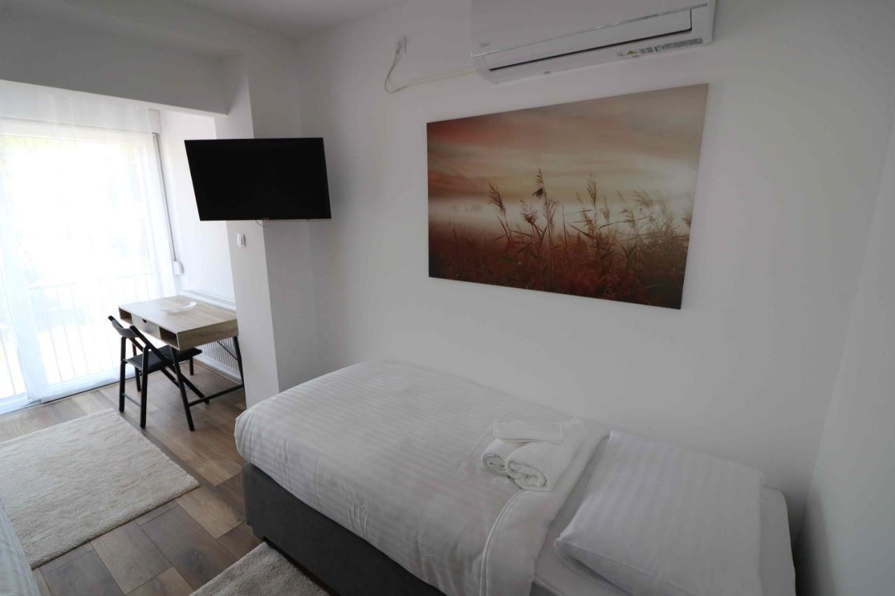 Forum Apartmani I Sobe Donji Miholjac Exterior foto